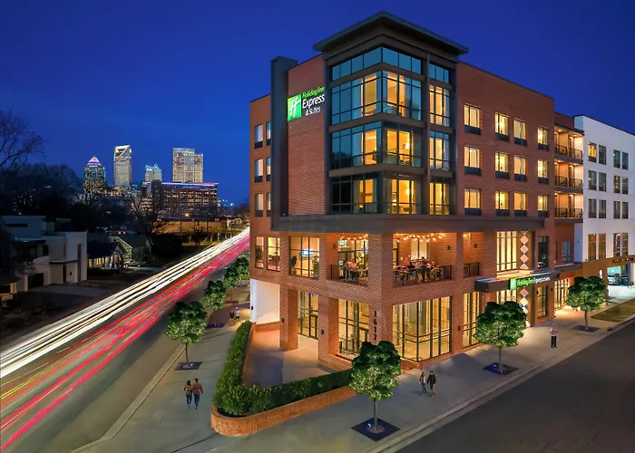 Holiday Inn Express & Suites - Charlotte - South End By Ihg