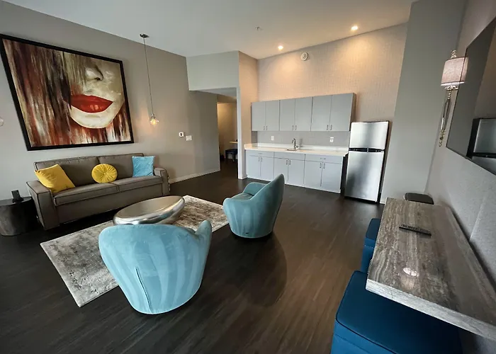 Holiday Inn Express & Suites - Charlotte - South End By Ihg